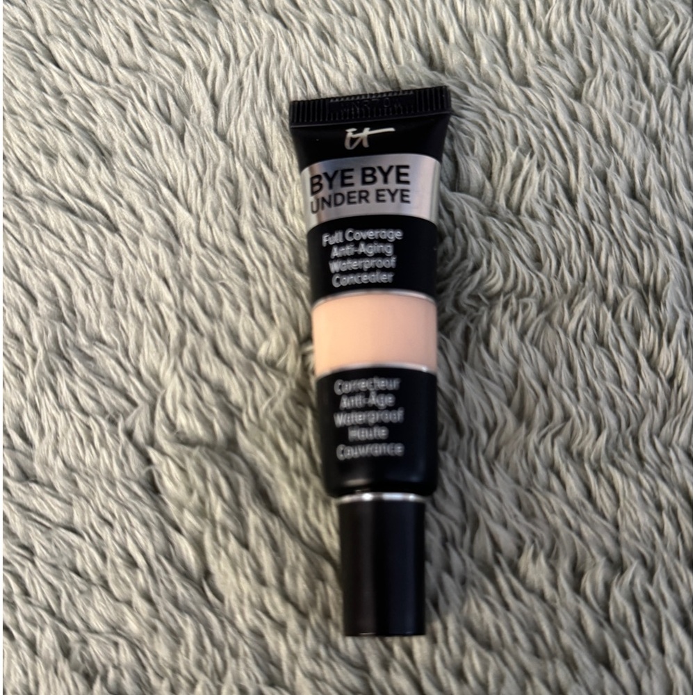 It Bye Bye Under Eye Concealer